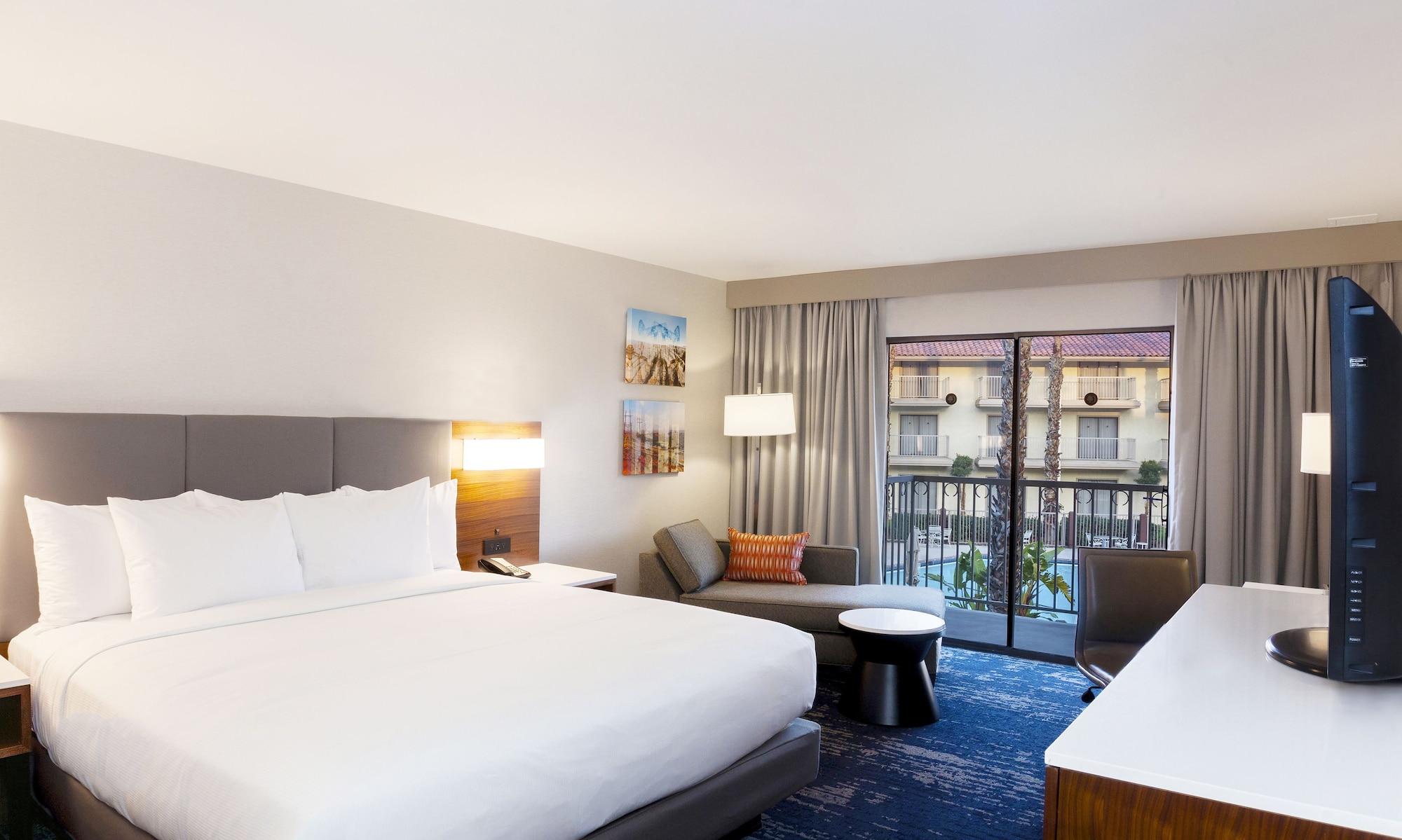 Doubletree By Hilton Bakersfield Hotel Ngoại thất bức ảnh