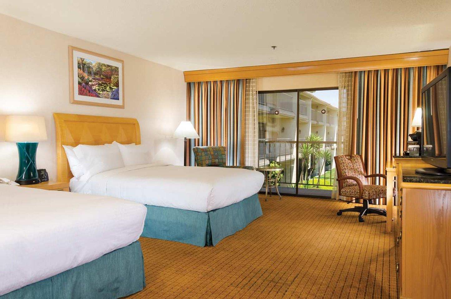 Doubletree By Hilton Bakersfield Hotel Ngoại thất bức ảnh
