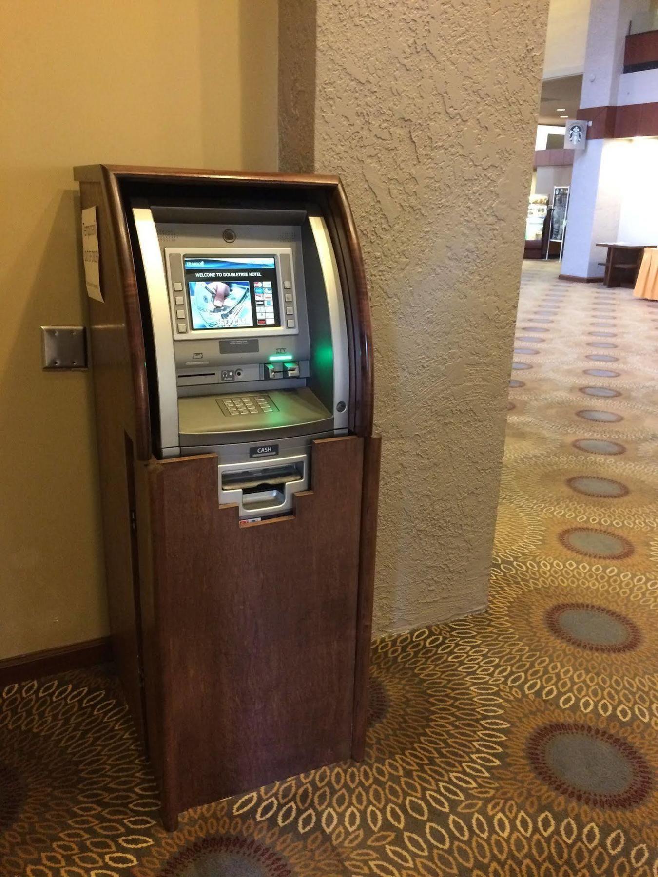 Doubletree By Hilton Bakersfield Hotel Ngoại thất bức ảnh