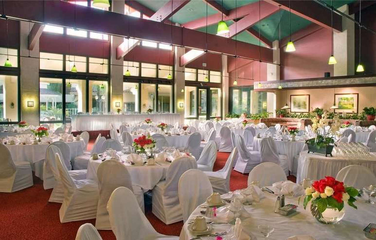 Doubletree By Hilton Bakersfield Hotel Ngoại thất bức ảnh